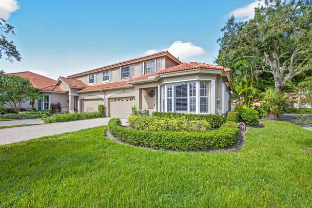 1 of 32 - 26 Porta Vista Circle, Palm Beach Gardens, FL