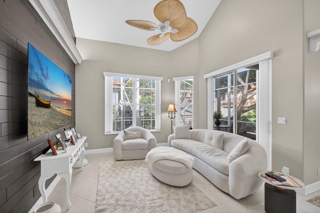 5 of 32 - 26 Porta Vista Circle, Palm Beach Gardens, FL