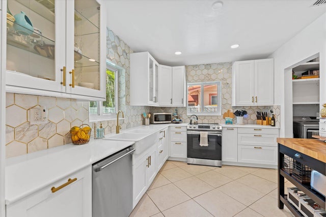 5 of 32 - 919 Ne 26th Avenue, Pompano Beach, FL