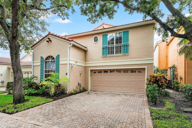 2 of 45 - 40 Via Verona, Palm Beach Gardens, FL