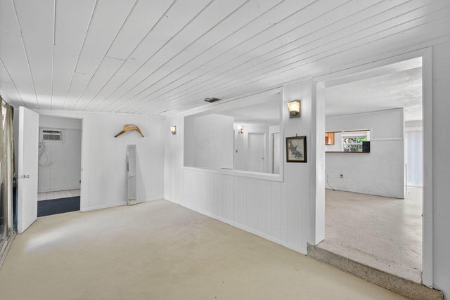 4 of 21 - 5028 Cheryl Lane, West Palm Beach, FL