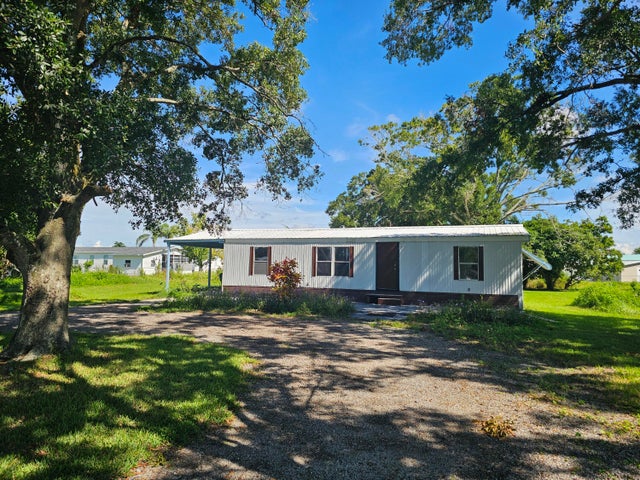 4 of 38 - 925 Sw 39th Lane, Okeechobee, FL