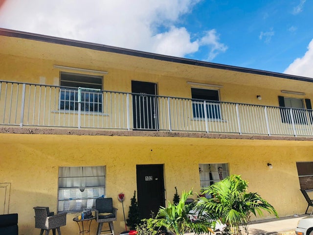 2 of 24 - 1740 2nd Avenue #202, Lake Worth Beach, FL