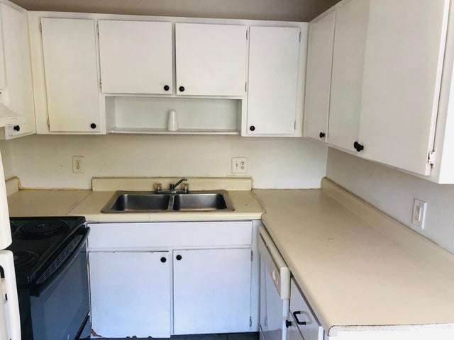 5 of 24 - 1740 2nd Avenue #202, Lake Worth Beach, FL