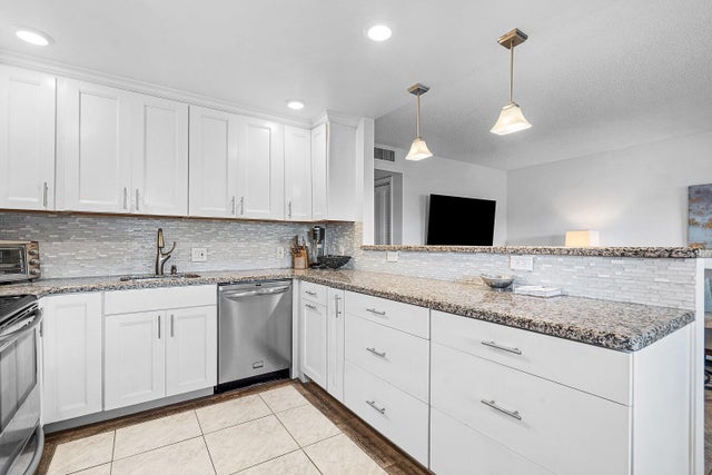 5 of 24 - 1045 Lincoln C, Boca Raton, FL