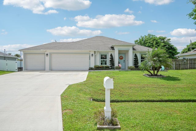 1426 Sw Devera Avenue, Port Saint Lucie