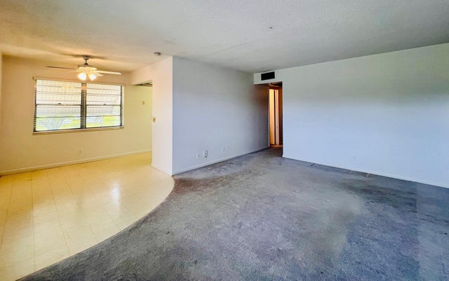 5 of 17 - 341 Northampton Q, West Palm Beach, FL