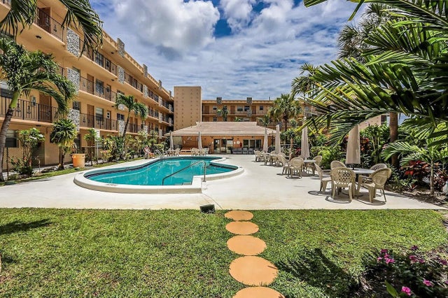 1 of 25 - 2145 Pierce Street #326, Hollywood, FL