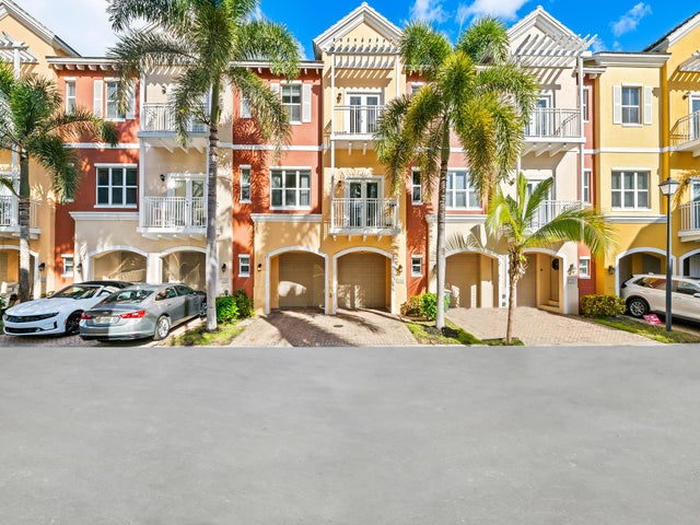 1 of 22 - 2331 Vintage Drive, Lighthouse Point, FL