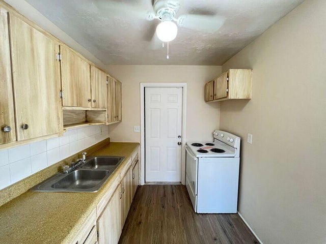 2 of 24 - 1360 10th Street, West Palm Beach, FL