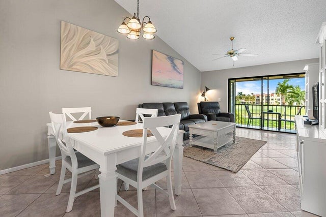 4 of 18 - 4654 Lucerne Lakes Boulevard #206, Lake Worth, FL