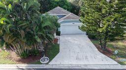2202 Soundings Ct, Greenacres