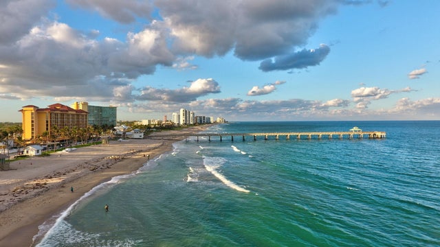 4 of 41 - 906 Se 13th Court, Deerfield Beach, FL
