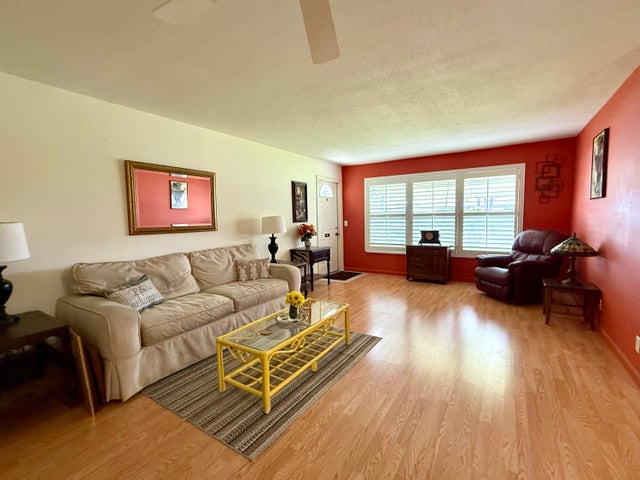 3 of 35 - 215 South Boulevard #c, Boynton Beach, FL