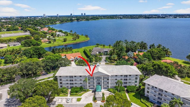 2 of 47 - 3516 Whitehall Drive #403, West Palm Beach, FL