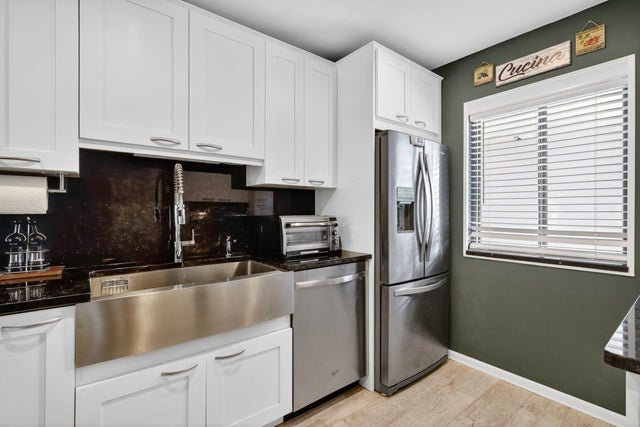 5 of 48 - 4471 Luxemburg Court #304, Lake Worth, FL