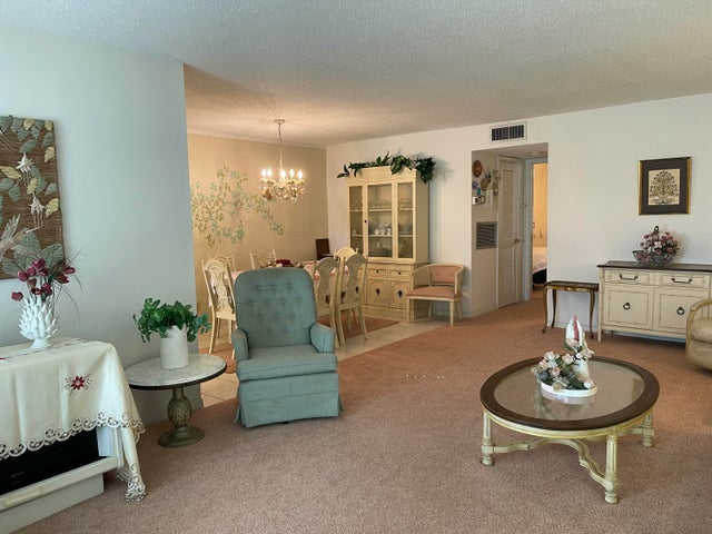 2 of 23 - 1065 E Circle Terrace #c, Delray Beach, FL