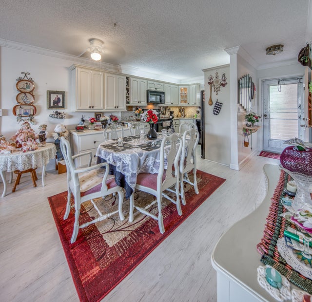 5 of 36 - 2615 Garden Drive S #205, Lake Worth Beach, FL