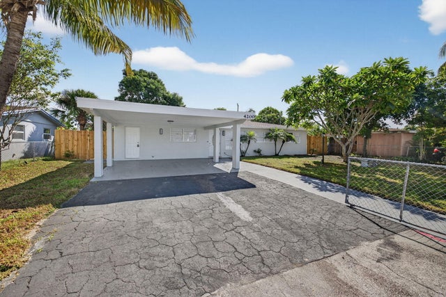 4 of 41 - 4200 Ne 3rd Avenue, Deerfield Beach, FL