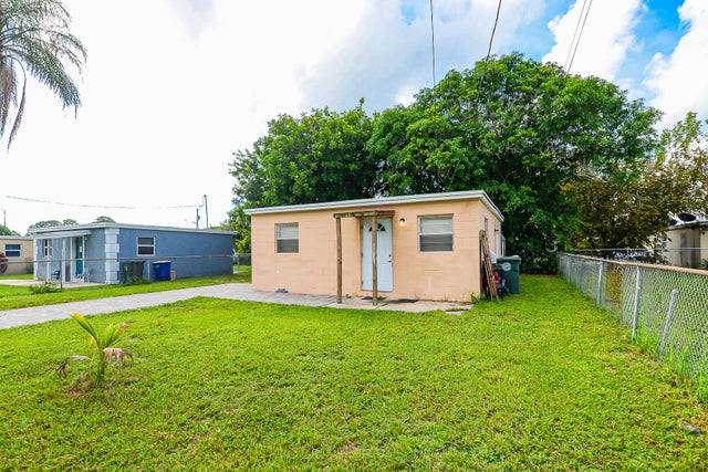 3 of 21 - 2511 Avenue L, Fort Pierce, FL