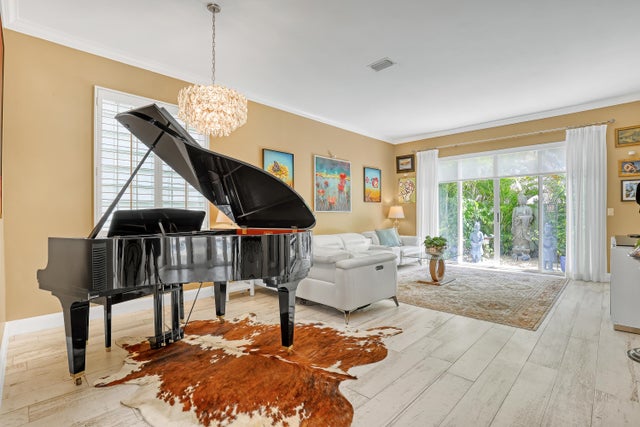 2076 Cezanne Road, West Palm Beach