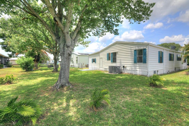 2 of 31 - 714 Amaryllis Drive, Barefoot Bay, FL