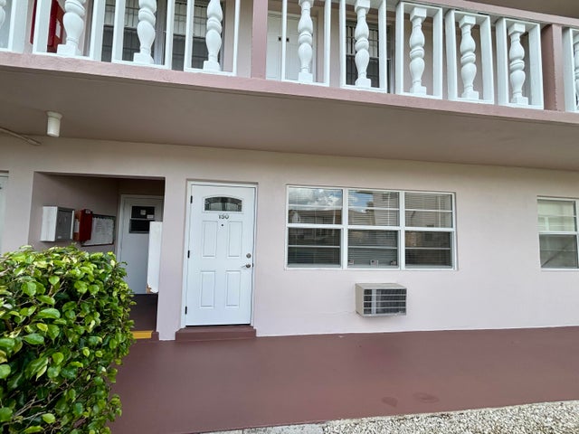 2 of 40 - 150 Easthampton G #150, West Palm Beach, FL
