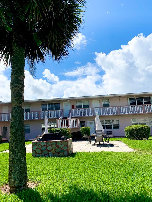 5 of 40 - 150 Easthampton G #150, West Palm Beach, FL