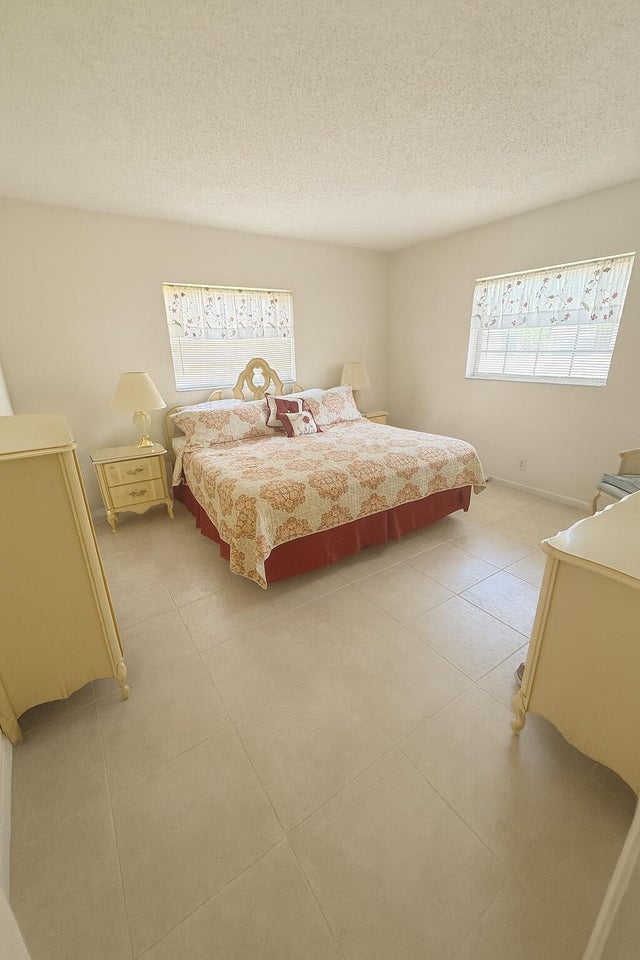 4 of 8 - 375 Sw 56th Avenue #217, Margate, FL