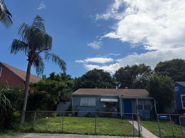 1 of 8 - 628 49th Street, West Palm Beach, FL