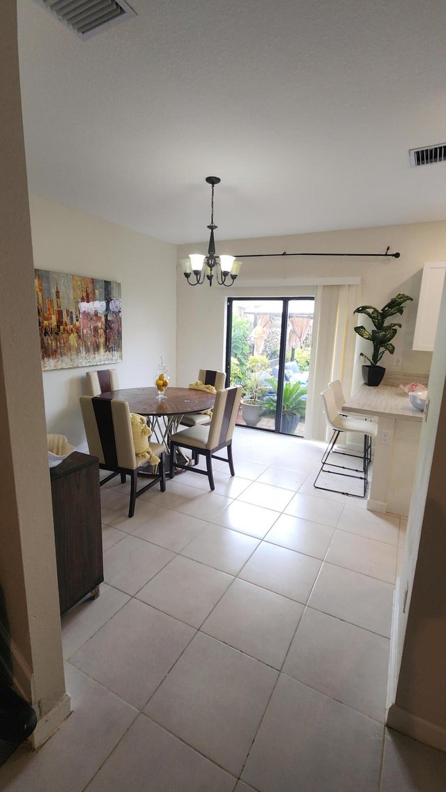 4 of 29 - 6002 Clydesdale Court, Davie, FL