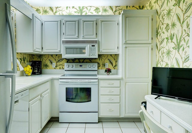 5 of 29 - 2370 Ne Ocean Boulevard #c305, Stuart, FL