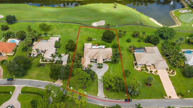 1 of 49 - 8905 Marlamoor Lane, West Palm Beach, FL