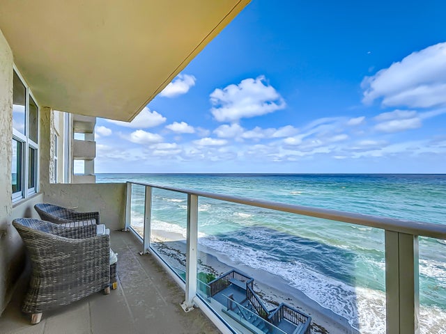 4 of 42 - 5440 N Ocean Drive #407, Singer Island, FL
