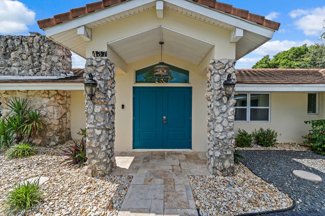 4 of 64 - 437 N Country Club Drive, Atlantis, FL