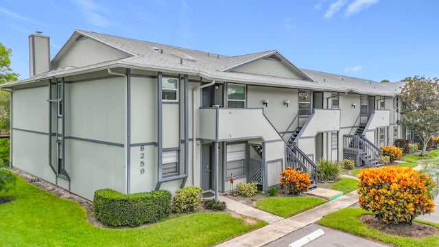 2 of 31 - 8259 Se Croft Circle #l-7, Hobe Sound, FL