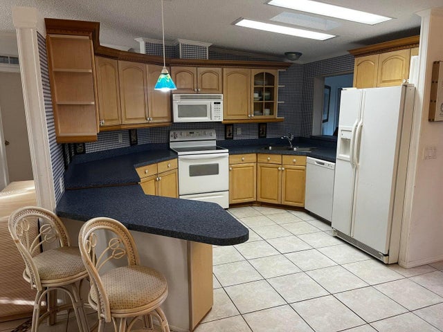 4 of 7 - 3422 Feriwinkle Court, Port Saint Lucie, FL