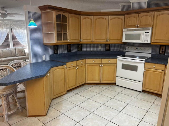 5 of 7 - 3422 Feriwinkle Court, Port Saint Lucie, FL
