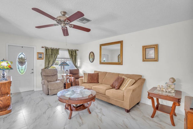 3 of 25 - 2100 Ne 38th Street #111, Lighthouse Point, FL