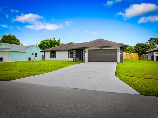 3 of 33 - 431 Se Volkerts Terrace, Port Saint Lucie, FL