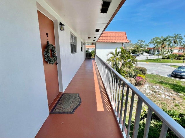 1 of 11 - 2600 Se Ocean Boulevard #e11, Stuart, FL