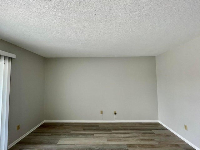 2 of 11 - 2600 Se Ocean Boulevard #e11, Stuart, FL