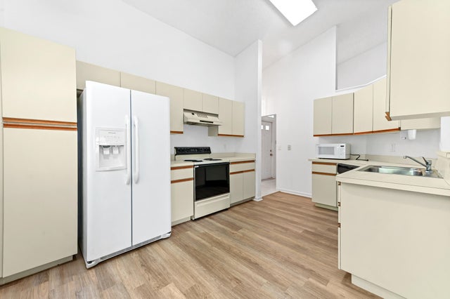 5 of 21 - 3509 Ridge Tree Court, Greenacres, FL