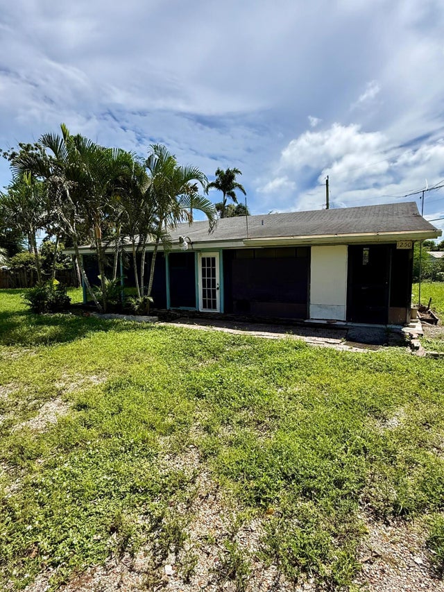 1 of 6 - 1250 Royal Palm Avenue, West Palm Beach, FL
