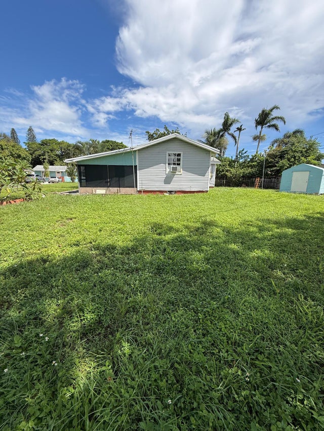 4 of 6 - 1250 Royal Palm Avenue, West Palm Beach, FL