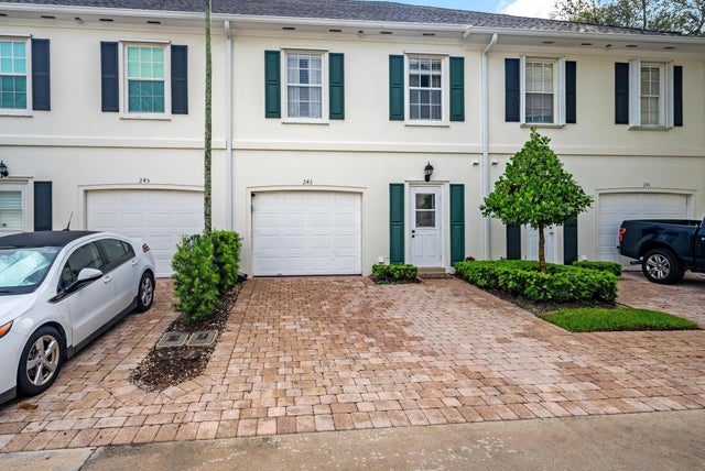3 of 26 - 243 Murray Court, Jupiter, FL
