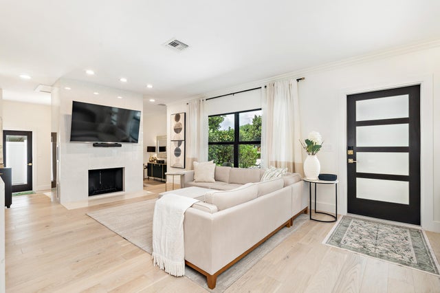 3 of 33 - 340 Ellamar Road, West Palm Beach, FL