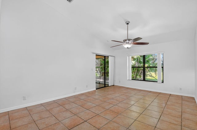 5 of 50 - 123 Via De Casas Norte, Boynton Beach, FL