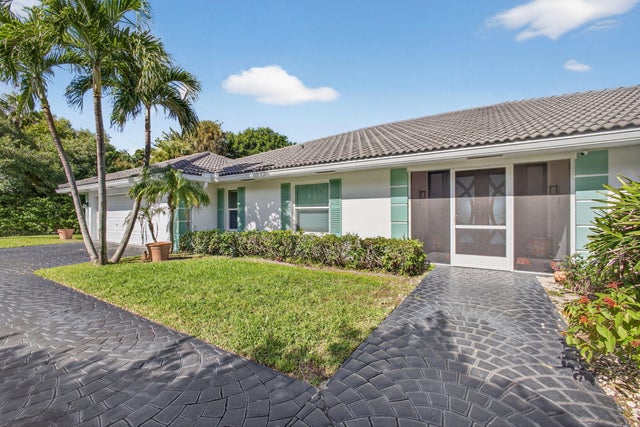 1 of 24 - 8 Woodbrook Circle, West Palm Beach, FL