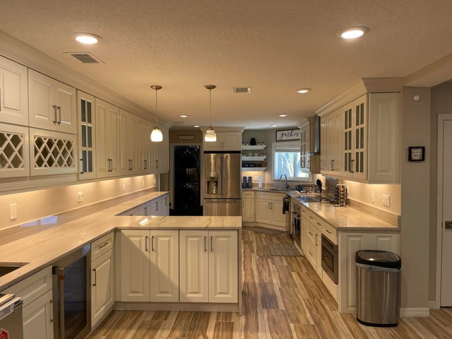 4 of 39 - 510 Banyan Way, Melbourne Beach, FL